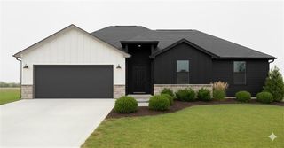 612 SE 21st Street, Oak Grove, MO 64075