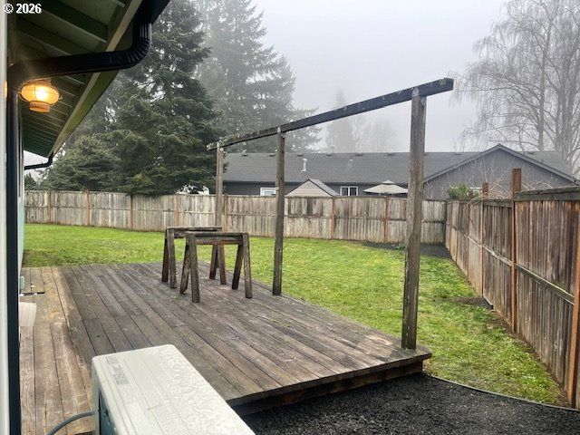 1100 SHARON Loop Se, Salem, OR 97306