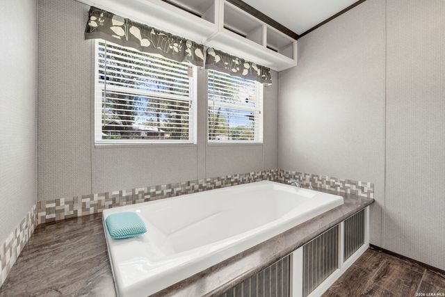 4339 NEW MATHIS RD, Elmendorf, TX 78112