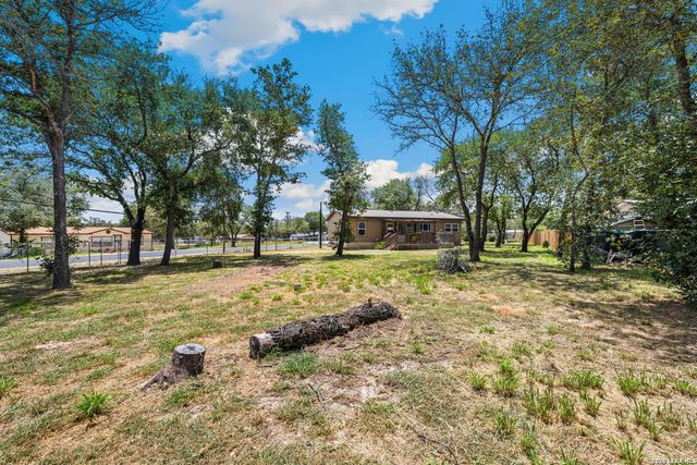 4339 NEW MATHIS RD, Elmendorf, TX 78112