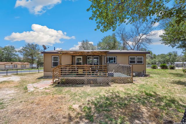 4339 NEW MATHIS RD, Elmendorf, TX 78112