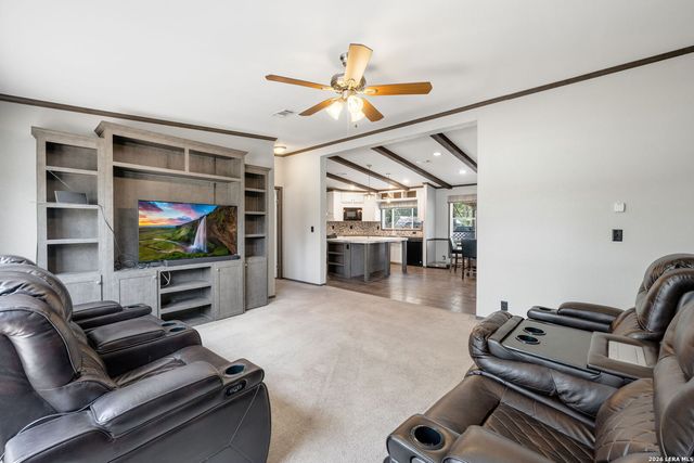 4339 NEW MATHIS RD, Elmendorf, TX 78112