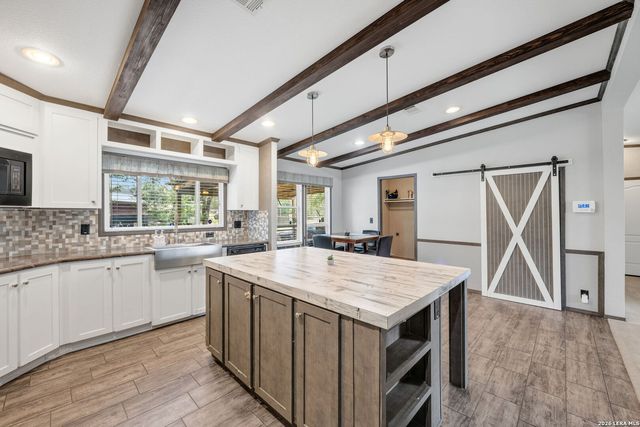 4339 NEW MATHIS RD, Elmendorf, TX 78112