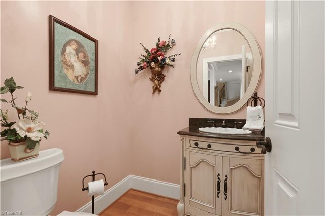 189 Harbor Drive W, Lexington, NC 27292