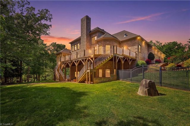 189 Harbor Drive W, Lexington, NC 27292