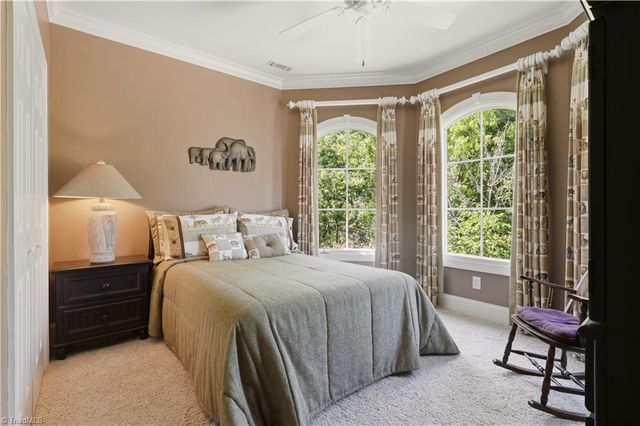 189 Harbor Drive W, Lexington, NC 27292