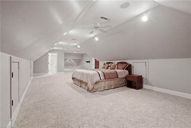 189 Harbor Drive W, Lexington, NC 27292