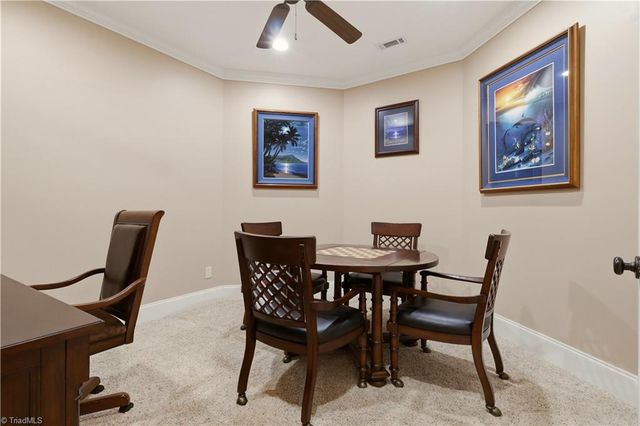 189 Harbor Drive W, Lexington, NC 27292
