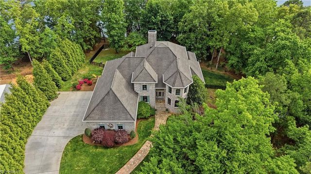 189 Harbor Drive W, Lexington, NC 27292