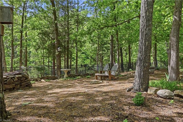 189 Harbor Drive W, Lexington, NC 27292