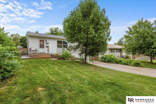 7770 Franklin Street, Omaha, NE 68114