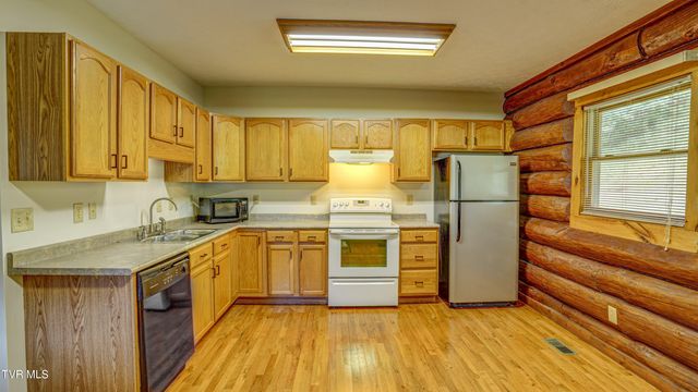 366 Judge Ben Allen Road, Elizabethton, TN 37643