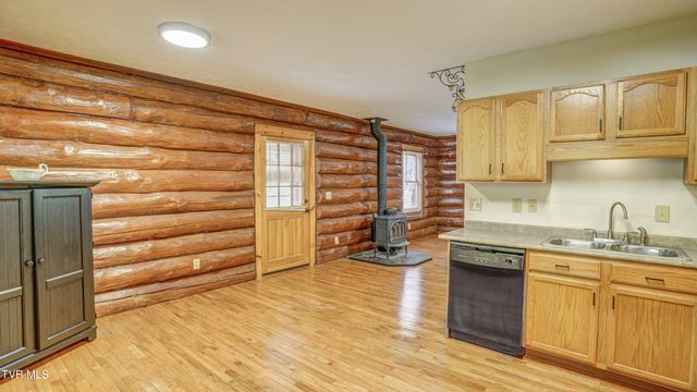 366 Judge Ben Allen Road, Elizabethton, TN 37643