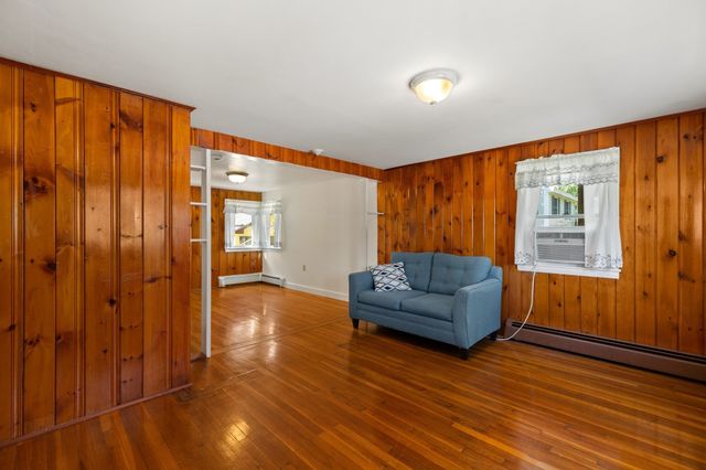 316 Emery St, Dracut, MA 01826