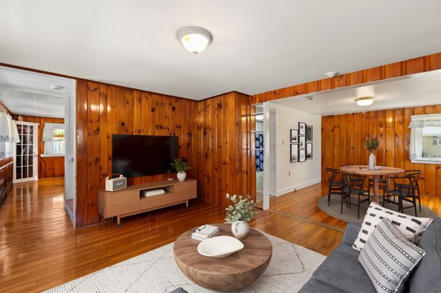 316 Emery St, Dracut, MA 01826