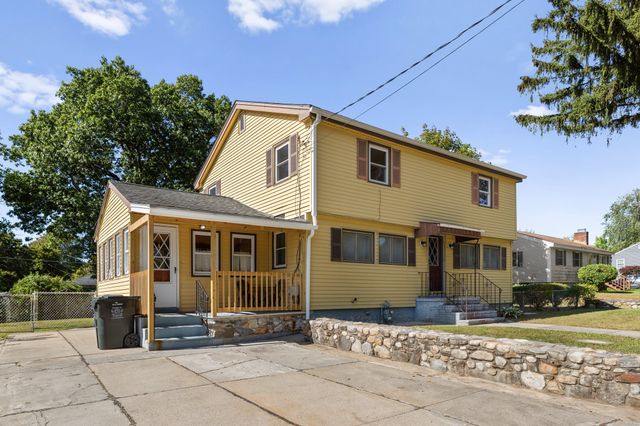 316 Emery St, Dracut, MA 01826