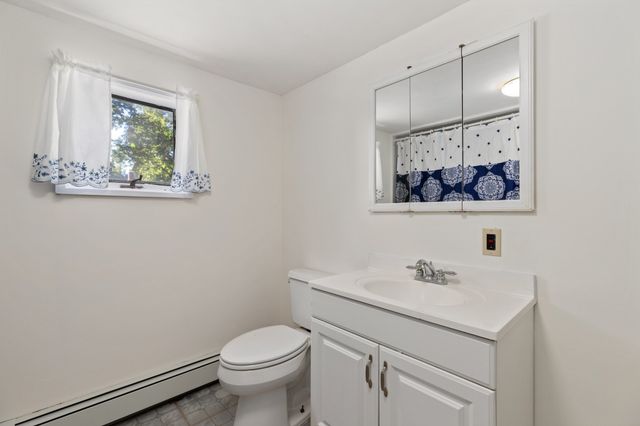 316 Emery St, Dracut, MA 01826