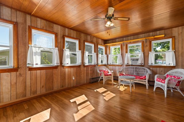 316 Emery St, Dracut, MA 01826