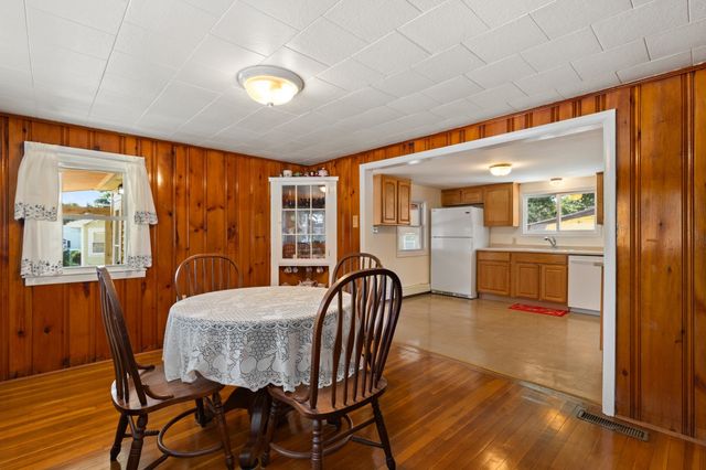 316 Emery St, Dracut, MA 01826