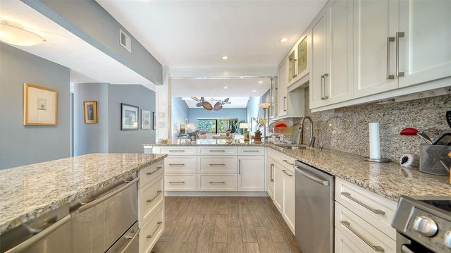 1601 PELICAN POINT DRIVE HA212, Sarasota, FL 34231