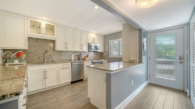 1601 PELICAN POINT DRIVE HA212, Sarasota, FL 34231