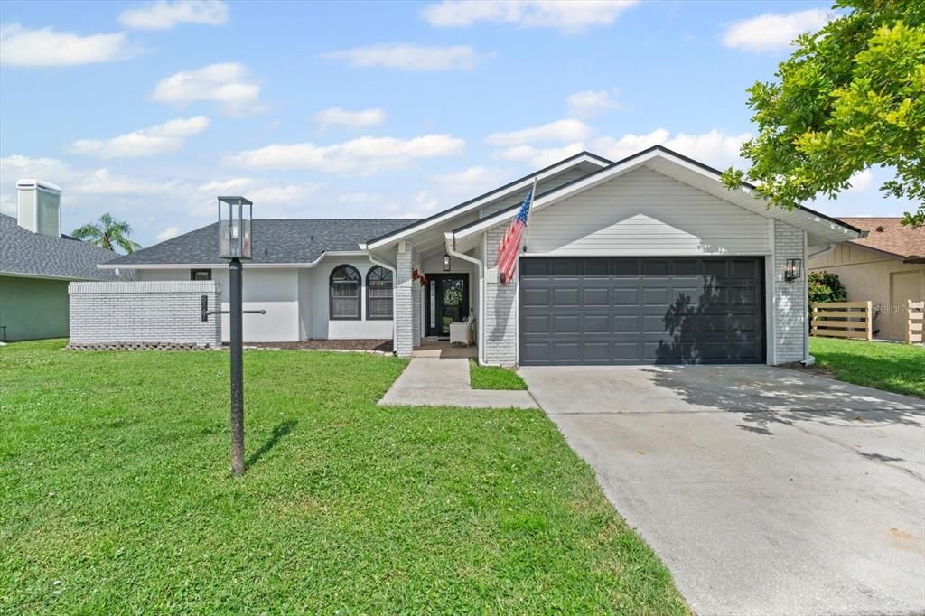5747 39TH STREET CIRCLE E, Bradenton, FL 34203