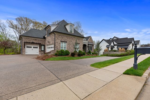 6685 Hastings Ln, Franklin, TN 37069