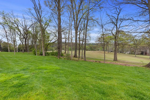6685 Hastings Ln, Franklin, TN 37069