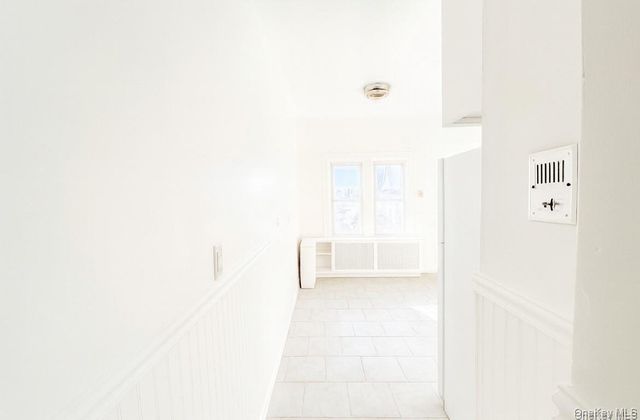 194 Summit Avenue 2, Mount Vernon, NY 10550