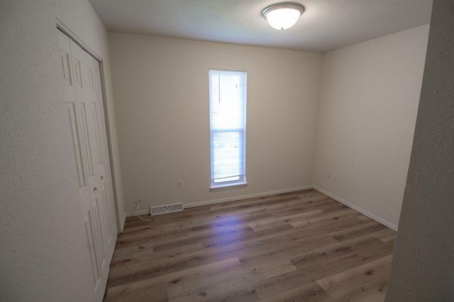 1007 W ASH ST, Columbia, MO 65203