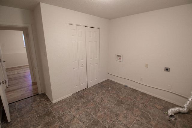 1007 W ASH ST, Columbia, MO 65203