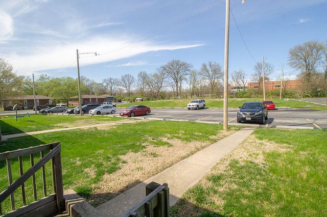 1007 W ASH ST, Columbia, MO 65203