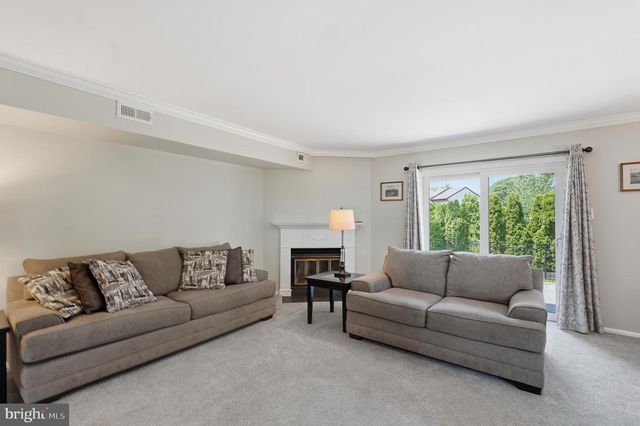 1382 BEECHDROP CT, Yardley, PA 19067