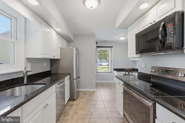 1382 BEECHDROP CT, Yardley, PA 19067