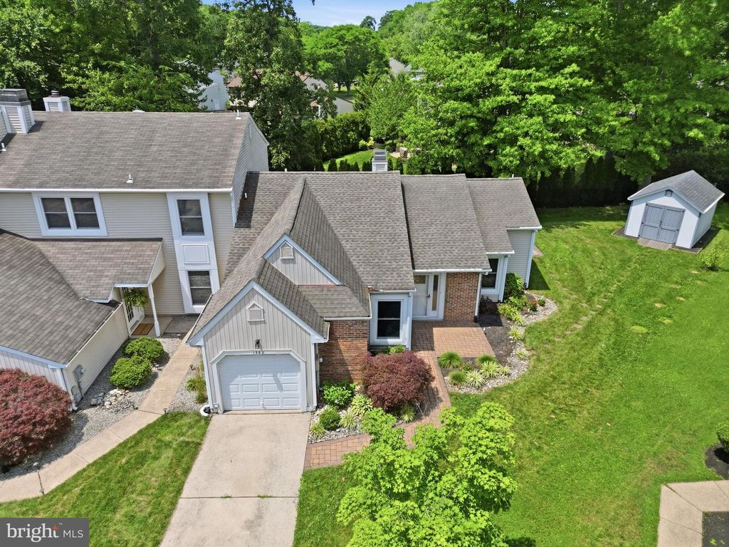 1382 BEECHDROP CT, Yardley, PA 19067