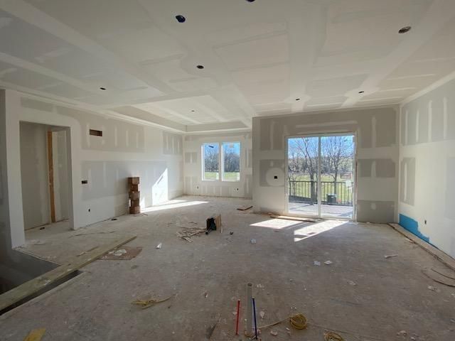 20671 Skyview Lane, Spring Hill, KS 66083