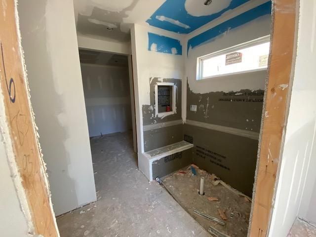 20671 Skyview Lane, Spring Hill, KS 66083