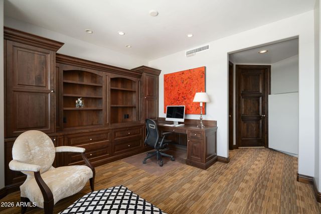7181 E CAMELBACK Road 1001, Scottsdale, AZ 85251