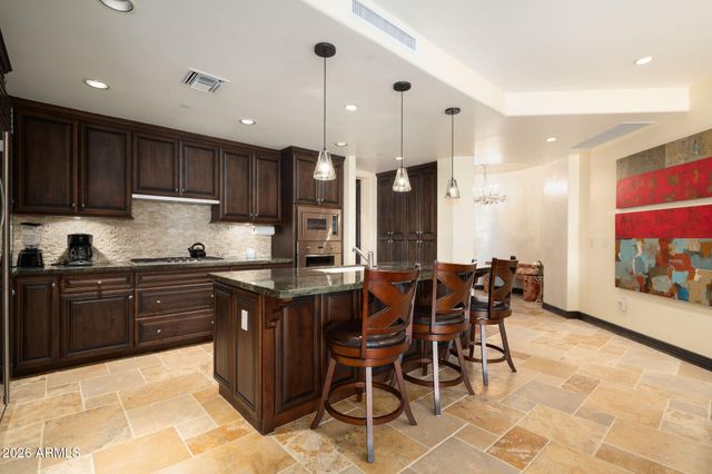 7181 E CAMELBACK Road 1001, Scottsdale, AZ 85251