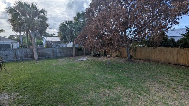 795 Rolling Hill Drive, Sebastian, FL 32958