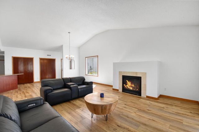 2853 35th Street S, Moorhead, MN 56560