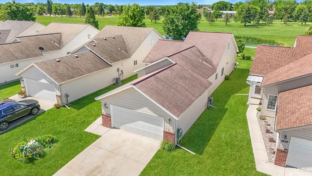 2853 35th Street S, Moorhead, MN 56560