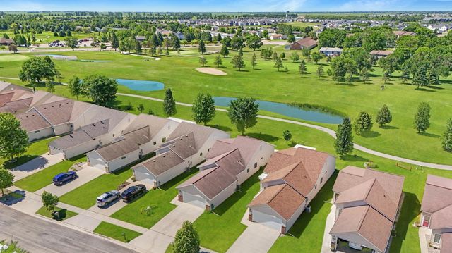 2853 35th Street S, Moorhead, MN 56560