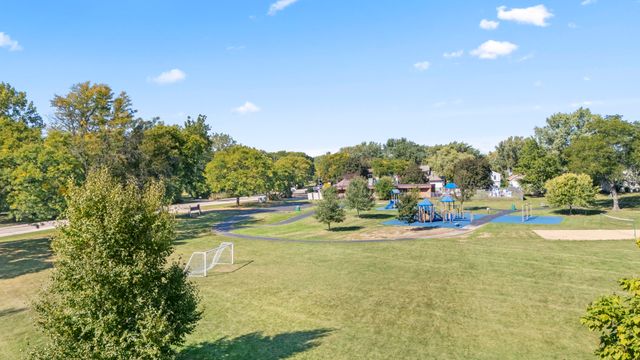 1152 Courtland Drive 406, Buffalo Grove, IL 60089