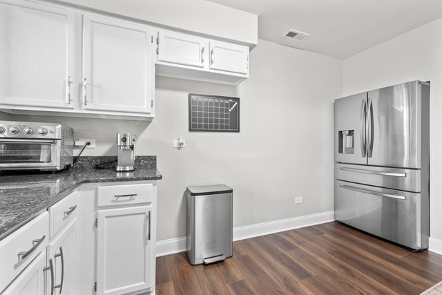 1152 Courtland Drive 406, Buffalo Grove, IL 60089