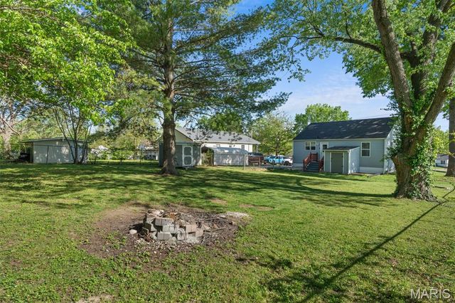 1107 W Congress Street, Pacific, MO 63069