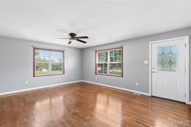 1107 W Congress Street, Pacific, MO 63069