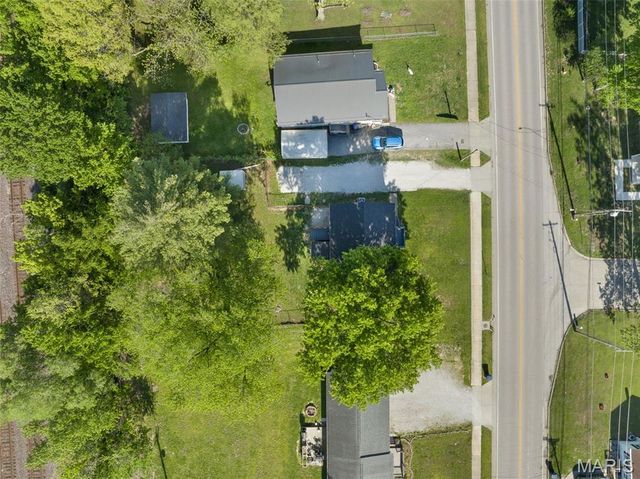 1107 W Congress Street, Pacific, MO 63069