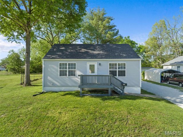 1107 W Congress Street, Pacific, MO 63069