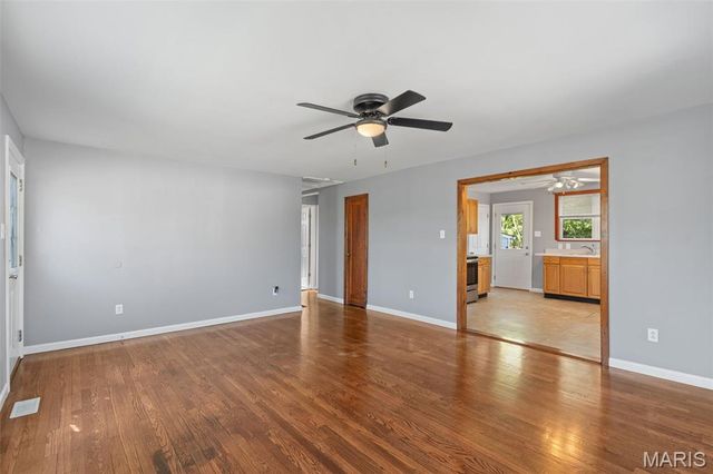 1107 W Congress Street, Pacific, MO 63069